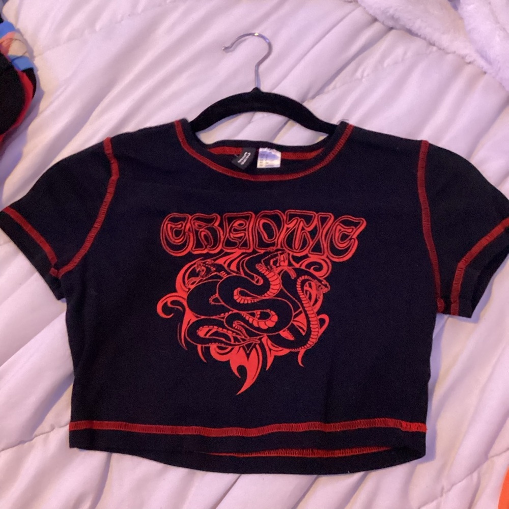 H&M Black and Red Graphic Kids Tee